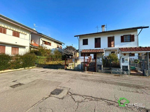 casa indipendente in vendita a Cerro al Lambro