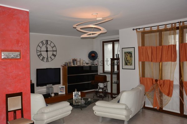 appartamento in vendita a Cerro al Lambro