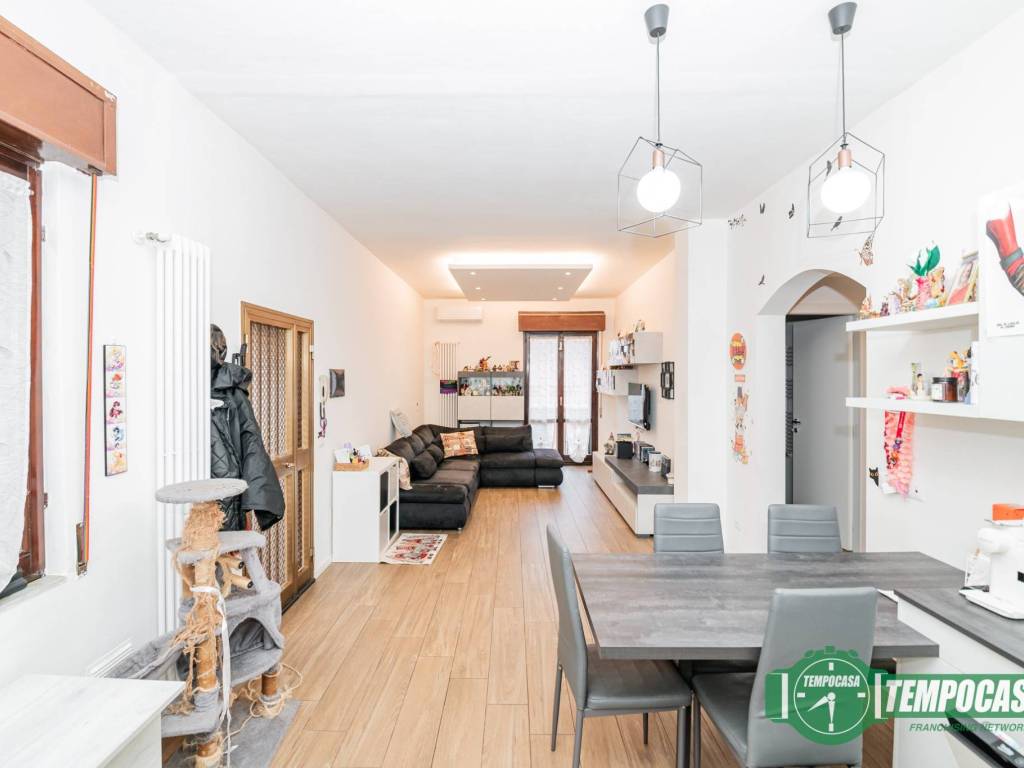 casa indipendente in vendita a Cerro al Lambro