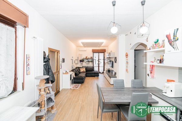 casa indipendente in vendita a Cerro al Lambro