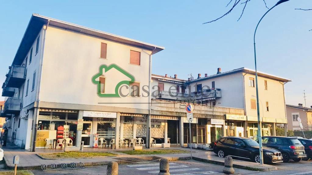 casa indipendente in vendita a Cerro al Lambro