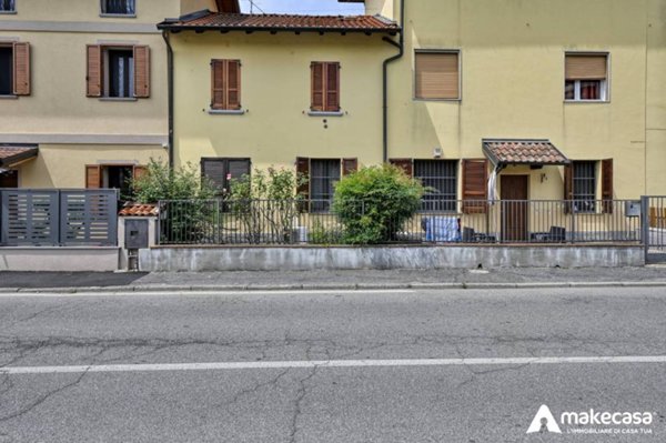 appartamento in vendita a Cerro al Lambro