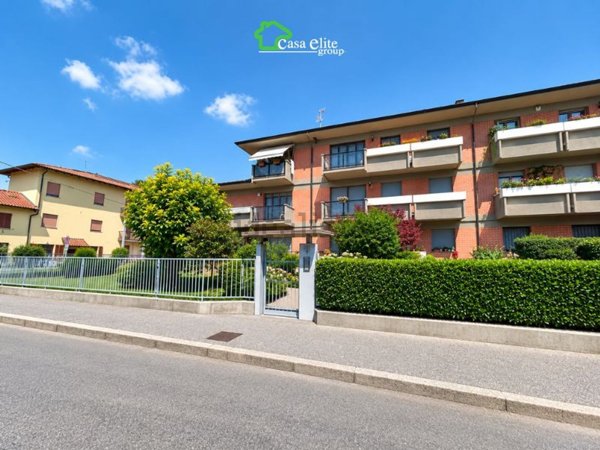 appartamento in vendita a Cerro al Lambro