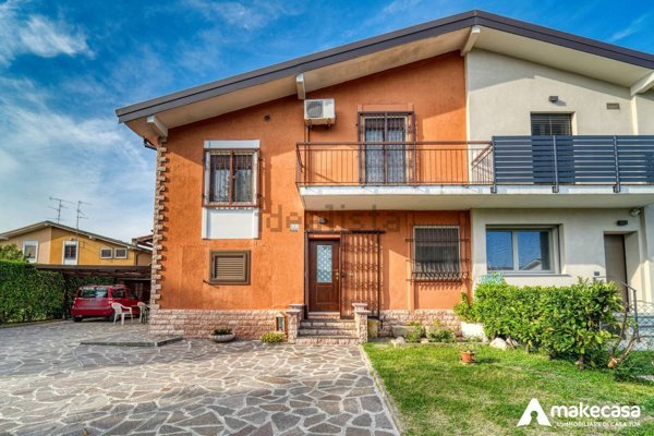 casa indipendente in vendita a Cerro al Lambro