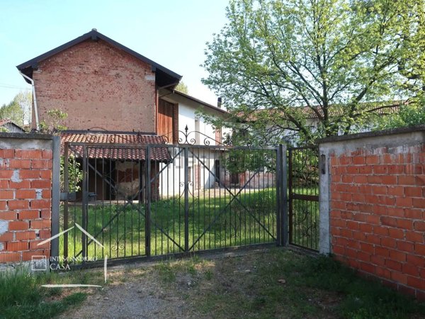 negozio in vendita a Cerro Maggiore