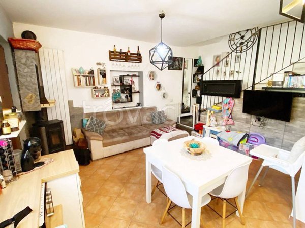casa indipendente in vendita a Cerro Maggiore