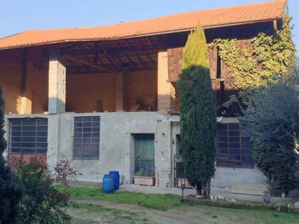 casa indipendente in vendita a Cerro Maggiore in zona Cantalupo