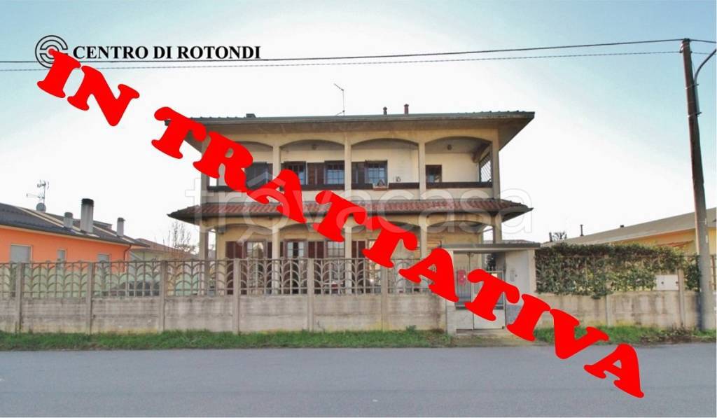 casa indipendente in vendita a Cerro Maggiore