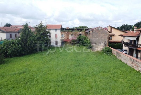 casa indipendente in vendita a Cerro Maggiore in zona Cantalupo