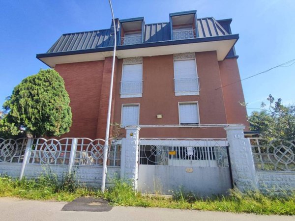 appartamento in vendita a Cerro Maggiore in zona Cantalupo