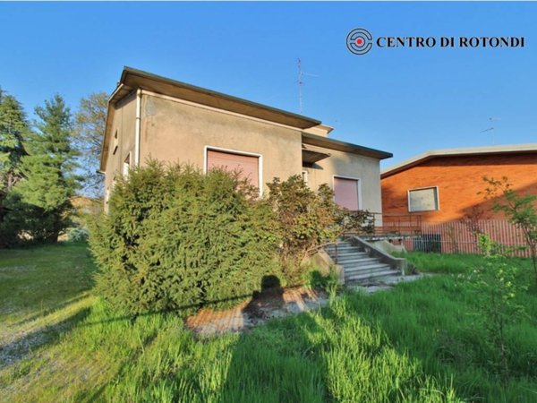 casa indipendente in vendita a Cerro Maggiore