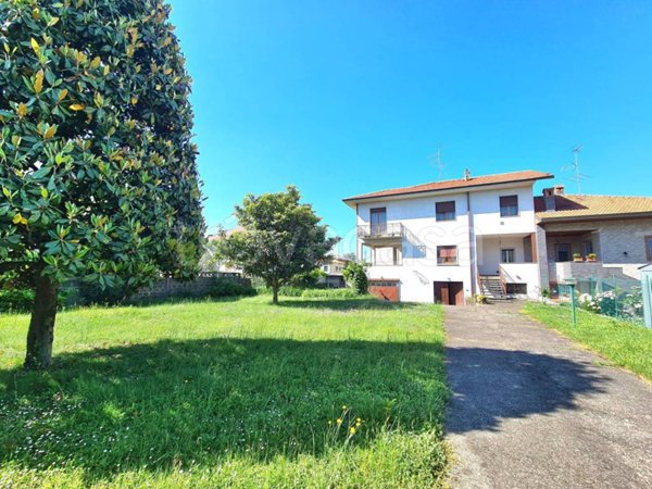 casa indipendente in vendita a Cerro Maggiore