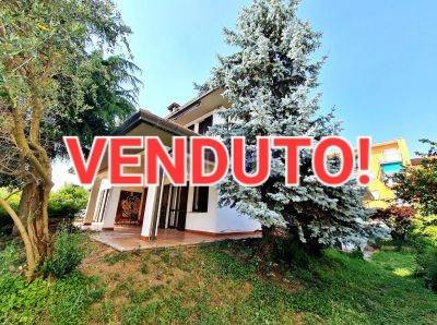 casa indipendente in vendita a Cerro Maggiore