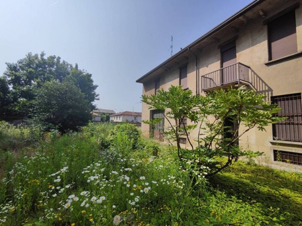 casa indipendente in vendita a Cerro Maggiore