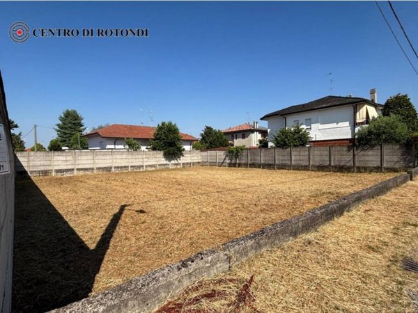 casa indipendente in vendita a Cerro Maggiore