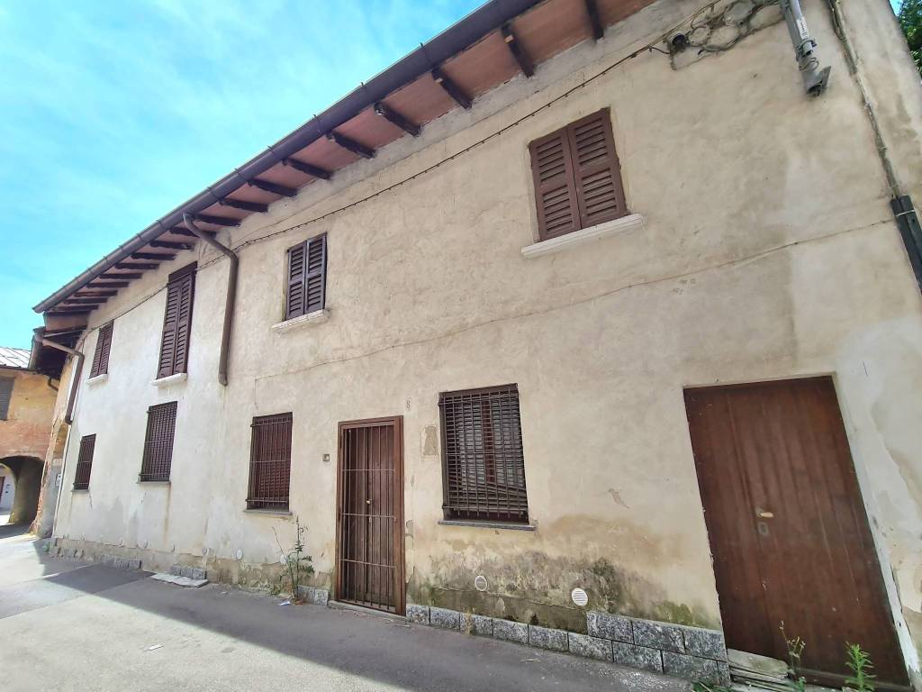 casa indipendente in vendita a Cerro Maggiore