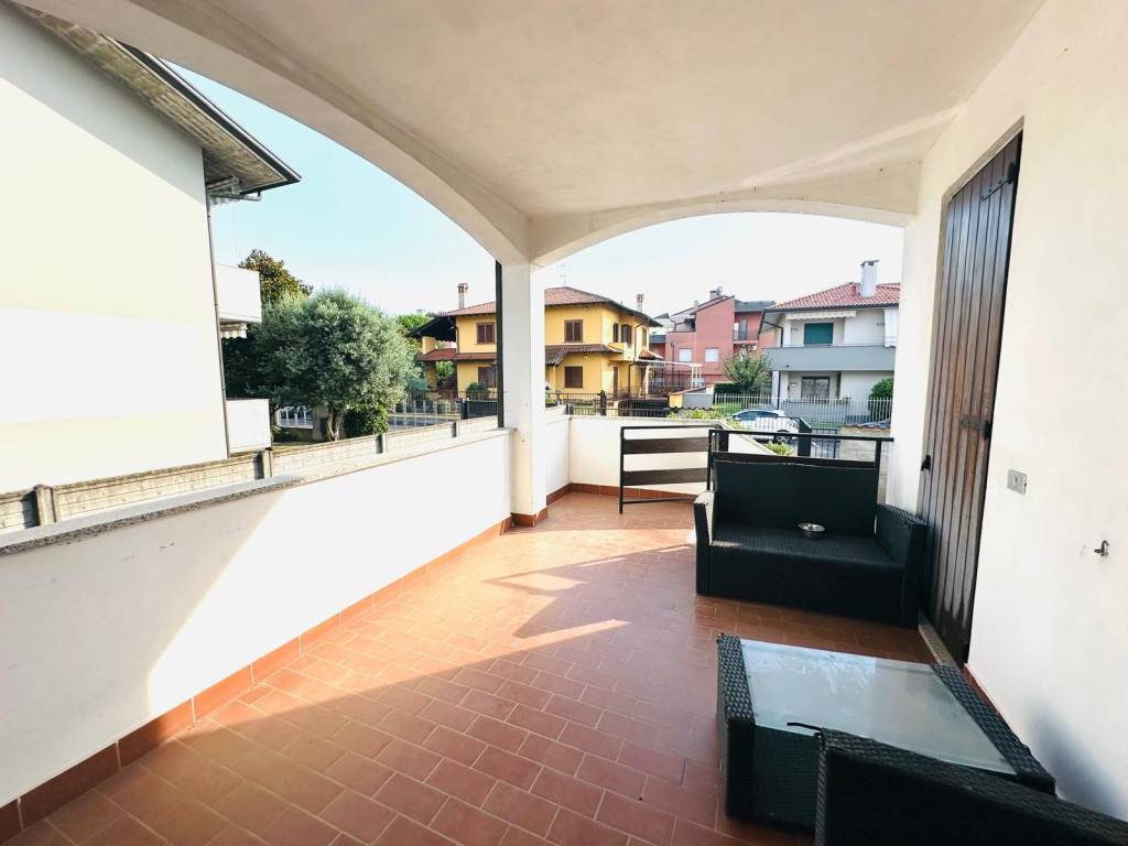 casa indipendente in vendita a Cerro Maggiore