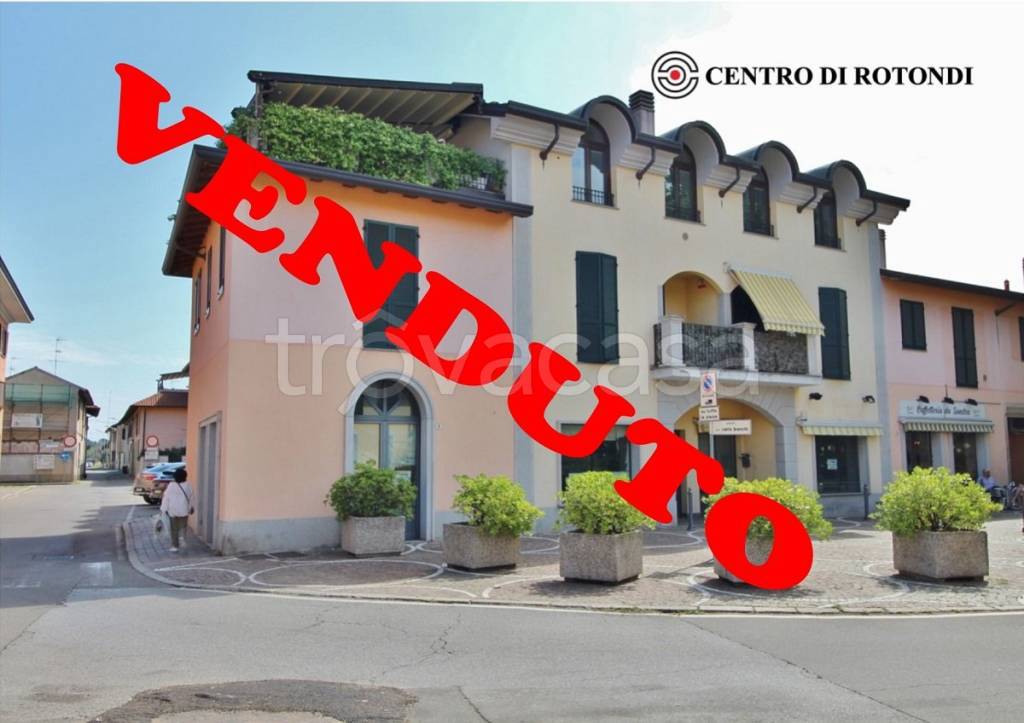 appartamento in vendita a Cerro Maggiore in zona Cantalupo