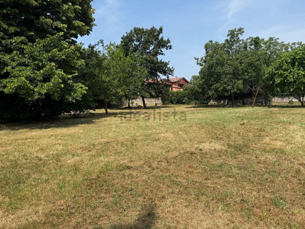 terreno edificabile in vendita a Cerro Maggiore