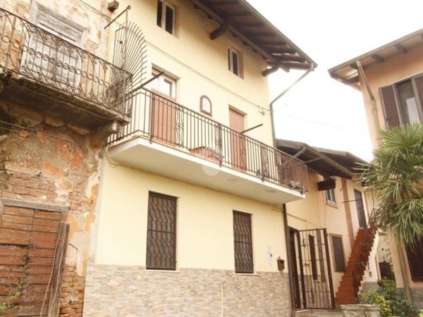 casa indipendente in vendita a Cerro Maggiore in zona Cantalupo
