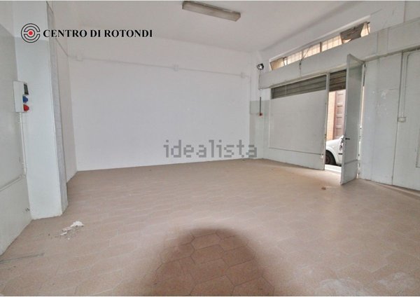 negozio in vendita a Cerro Maggiore