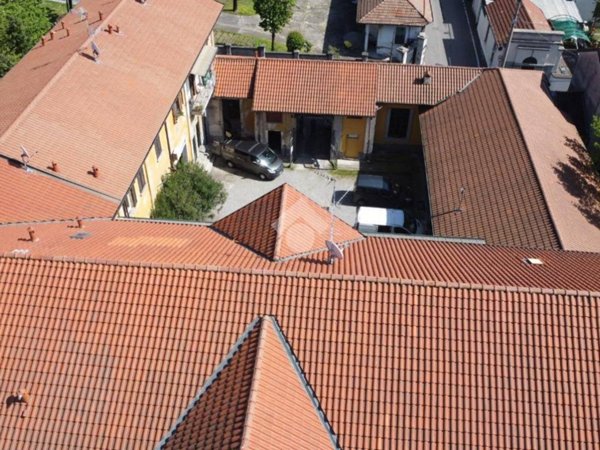 casa indipendente in vendita a Cerro Maggiore