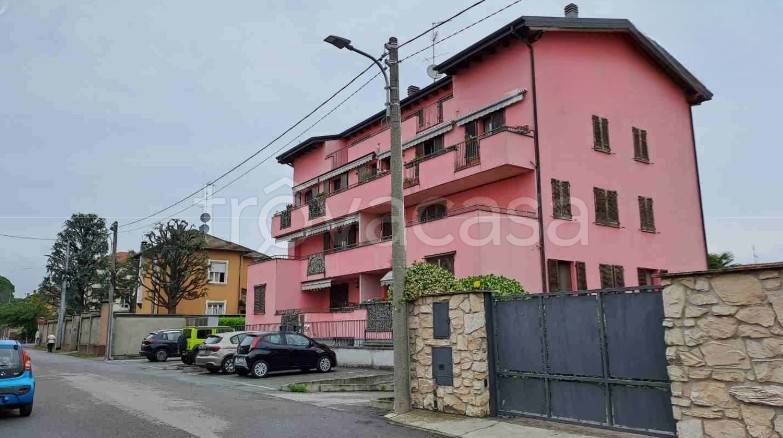 appartamento in vendita a Cerro Maggiore in zona Cantalupo