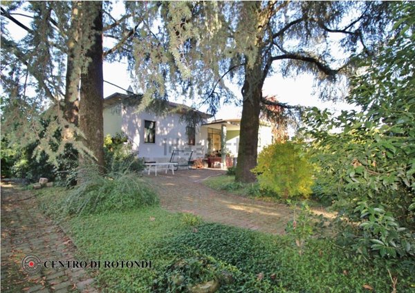 casa indipendente in vendita a Cerro Maggiore