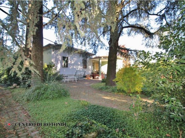 casa indipendente in vendita a Cerro Maggiore