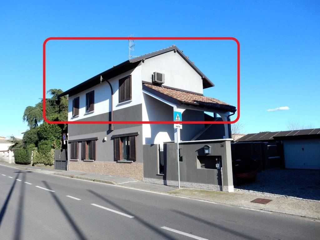 casa indipendente in vendita a Cerro Maggiore in zona Cantalupo