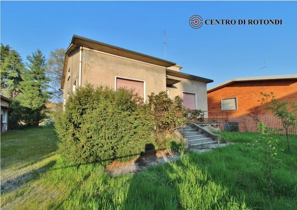 casa indipendente in vendita a Cerro Maggiore