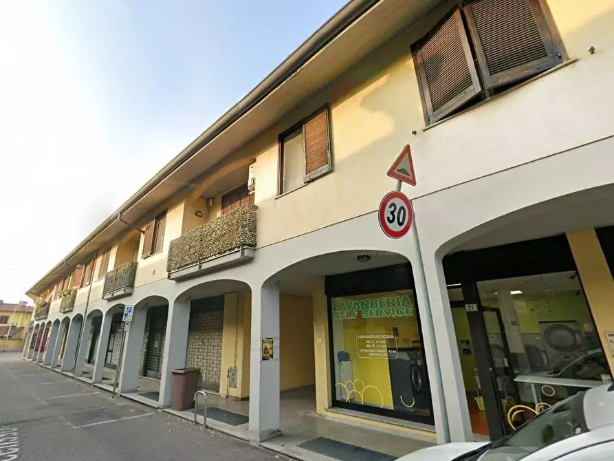 negozio in vendita a Cerro Maggiore