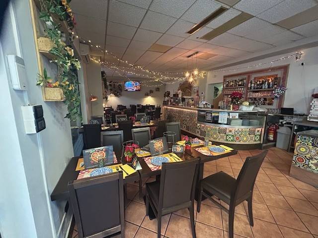 negozio in vendita a Cerro Maggiore