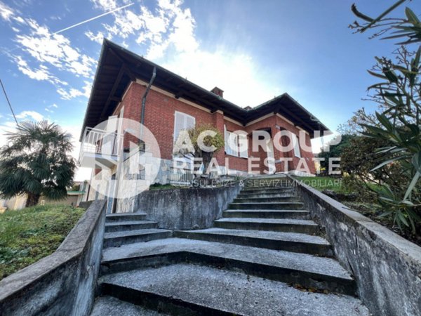 casa indipendente in vendita a Cerro Maggiore