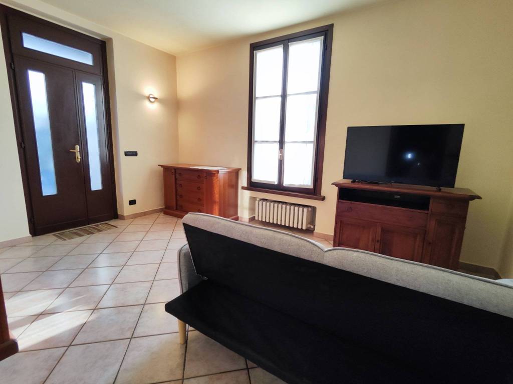 casa indipendente in vendita a Cerro Maggiore