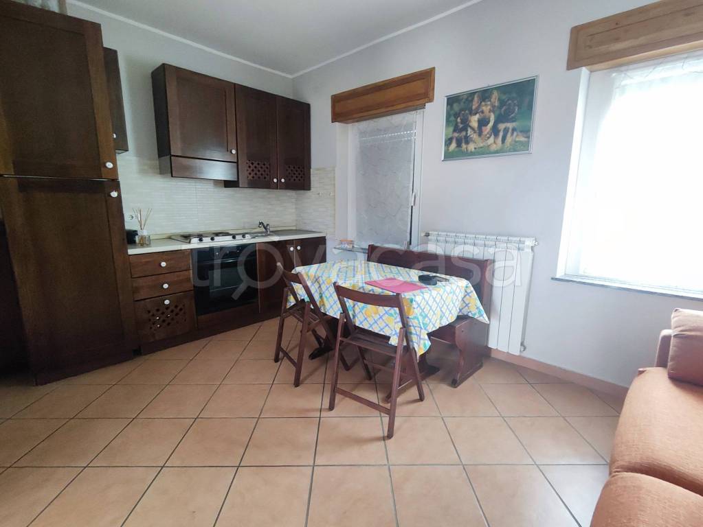 casa indipendente in vendita a Cerro Maggiore in zona Cantalupo