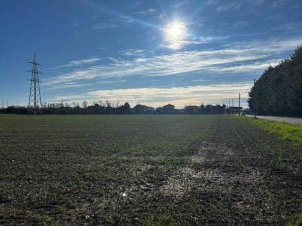terreno agricolo in vendita a Cerro Maggiore