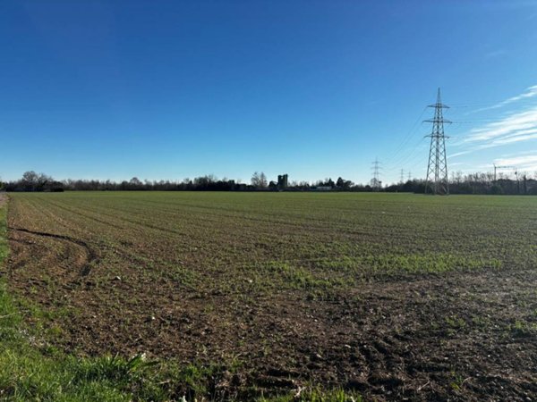 terreno agricolo in vendita a Cerro Maggiore in zona Cantalupo