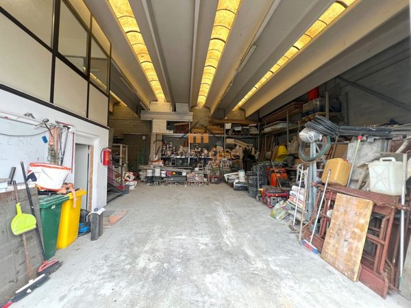 capannone in vendita a Cerro Maggiore