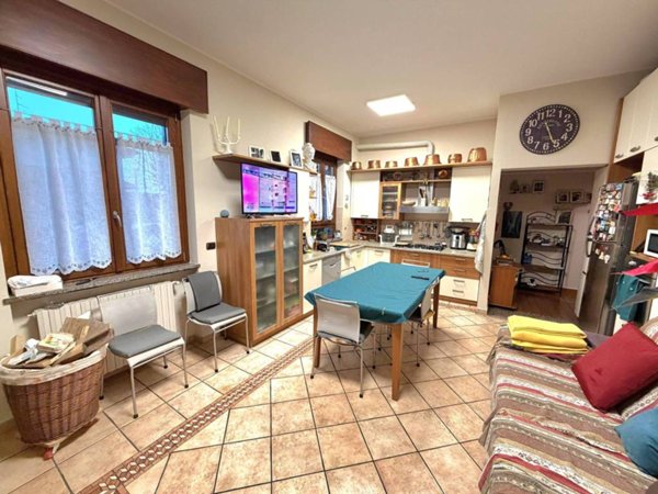 casa indipendente in vendita a Cerro Maggiore