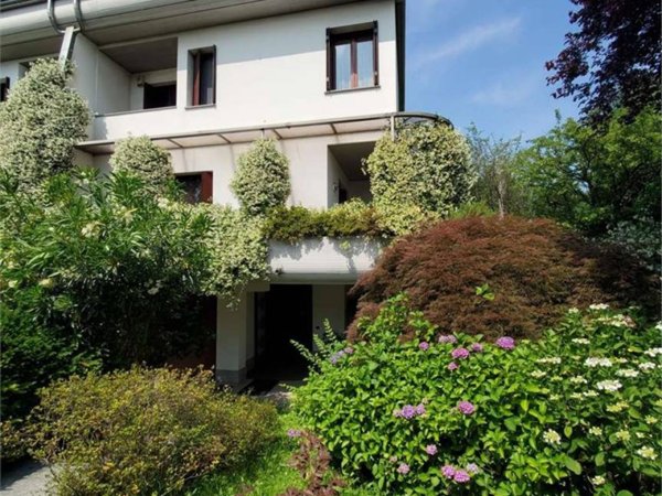 casa indipendente in vendita a Cerro Maggiore