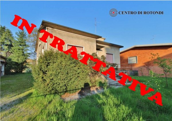 casa indipendente in vendita a Cerro Maggiore