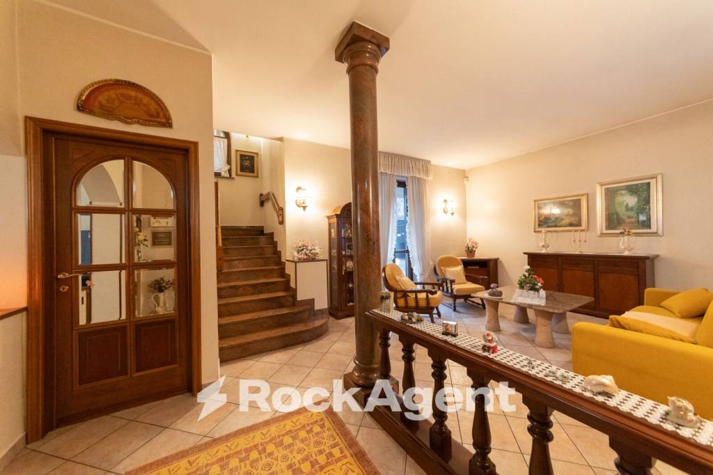 casa indipendente in vendita a Cerro Maggiore