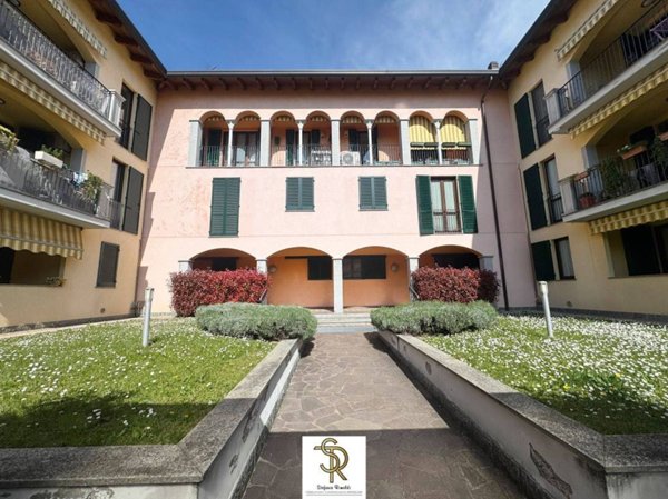 appartamento in vendita a Cerro Maggiore in zona Cantalupo