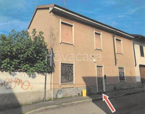 casa indipendente in vendita a Cerro Maggiore