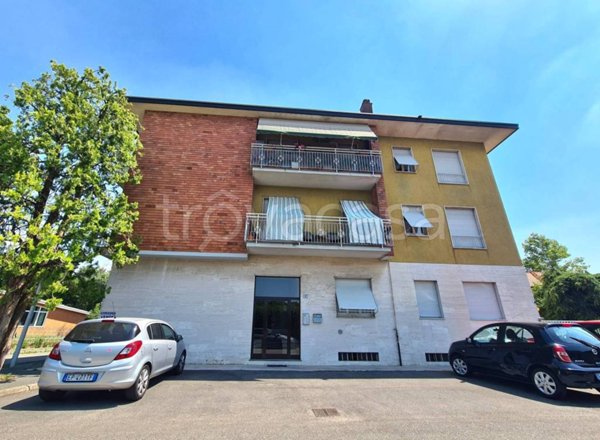 appartamento in vendita a Cerro Maggiore in zona Cantalupo