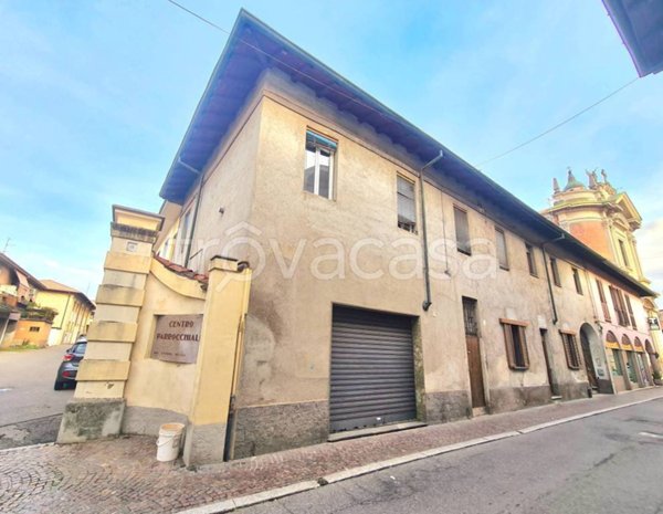 negozio in vendita a Cerro Maggiore