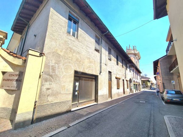 negozio in vendita a Cerro Maggiore