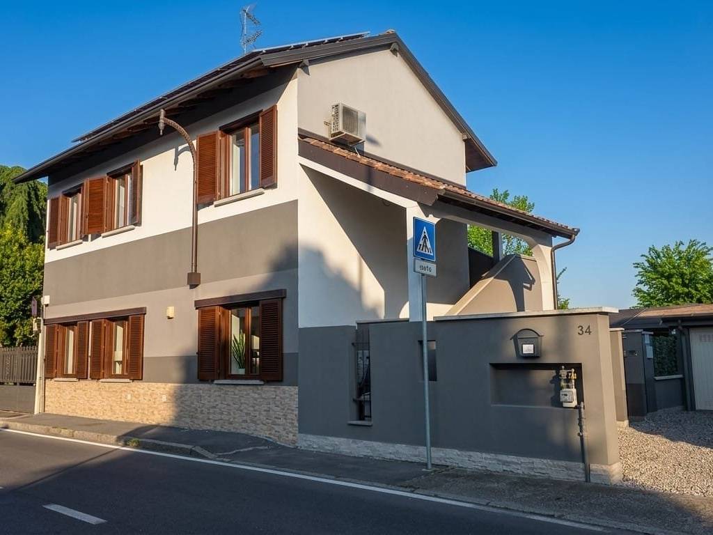 appartamento in vendita a Cerro Maggiore in zona Cantalupo