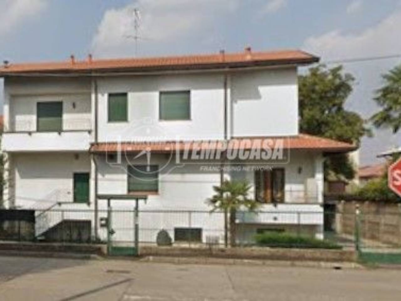 casa indipendente in vendita a Cerro Maggiore